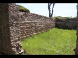 07436 ostia - regio iv - insula iii - edificio (iv,iii,2) - 3. raum von nordosten - bli ri osten - 06-2024.jpg